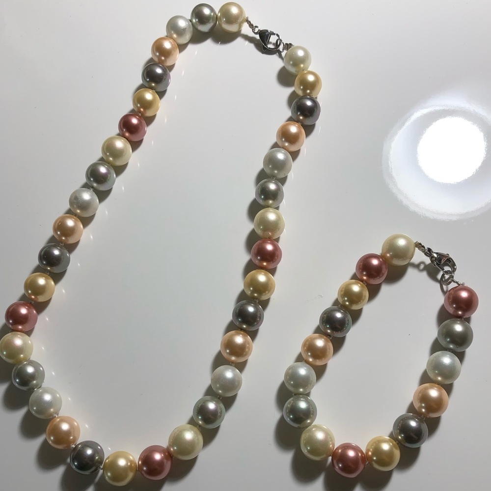 Pearl Necklace And Bracelet Set
